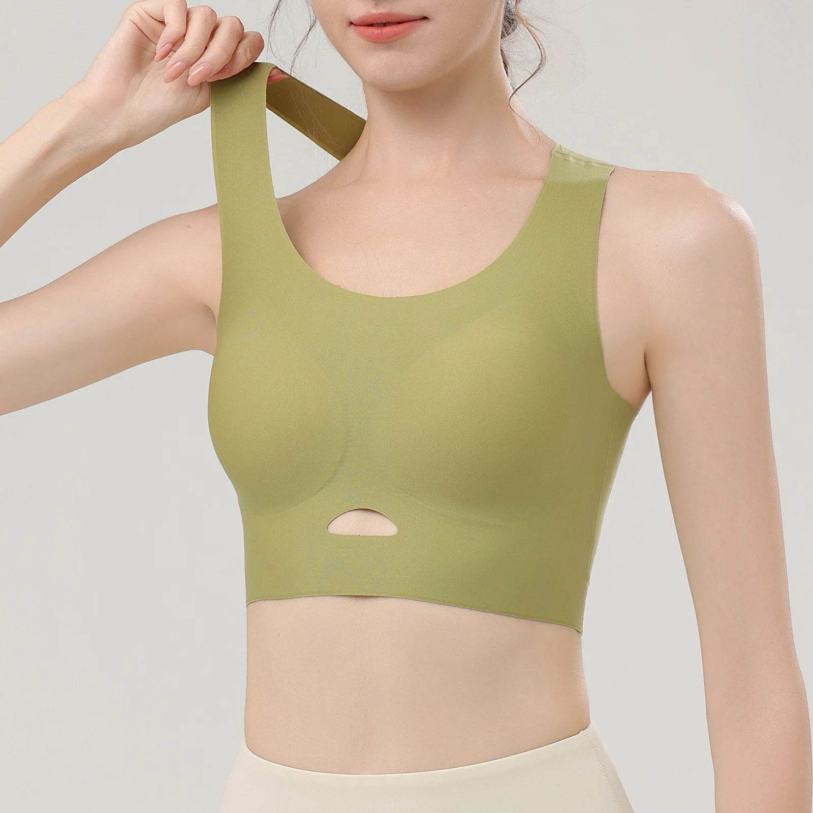 Майка-бретелька с накладкой на грудь Бюстгальтер с внутренней спинкой Хлопковая нижняя часть Верхняя одежда Тонкий верх