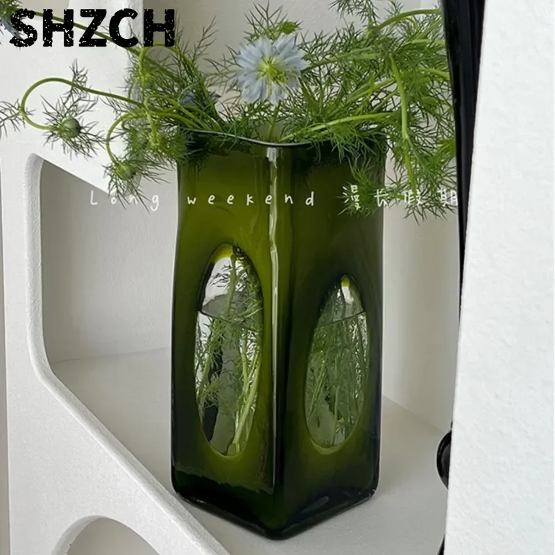 MOMO French Antique Glass Vase Premium Feeling Living Room Decorative Ornament Hydroponic Flower Arrangement B&B