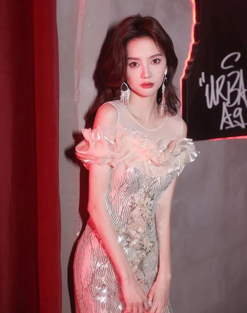 2025 Sequined Figure Hugging Mermaid Evening Dresses Woman Elegant One Shoulder Cocktail Dress Fashion Ethereal Slim Elongating