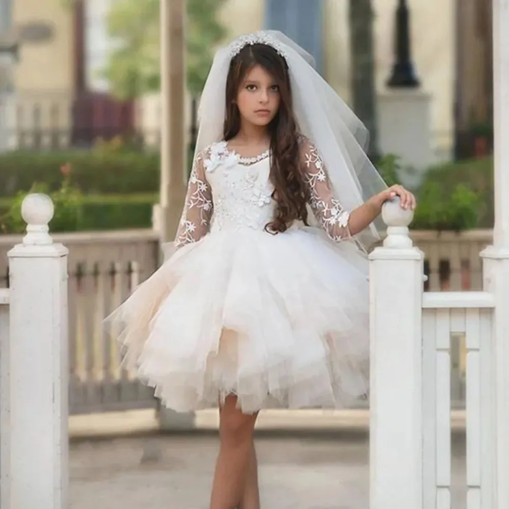 

Flower Girl Dress For Wedding Knee Length Puffy Lace Applique Three Quarter Sleeve Princess Pageant Dresses First Communion Gown