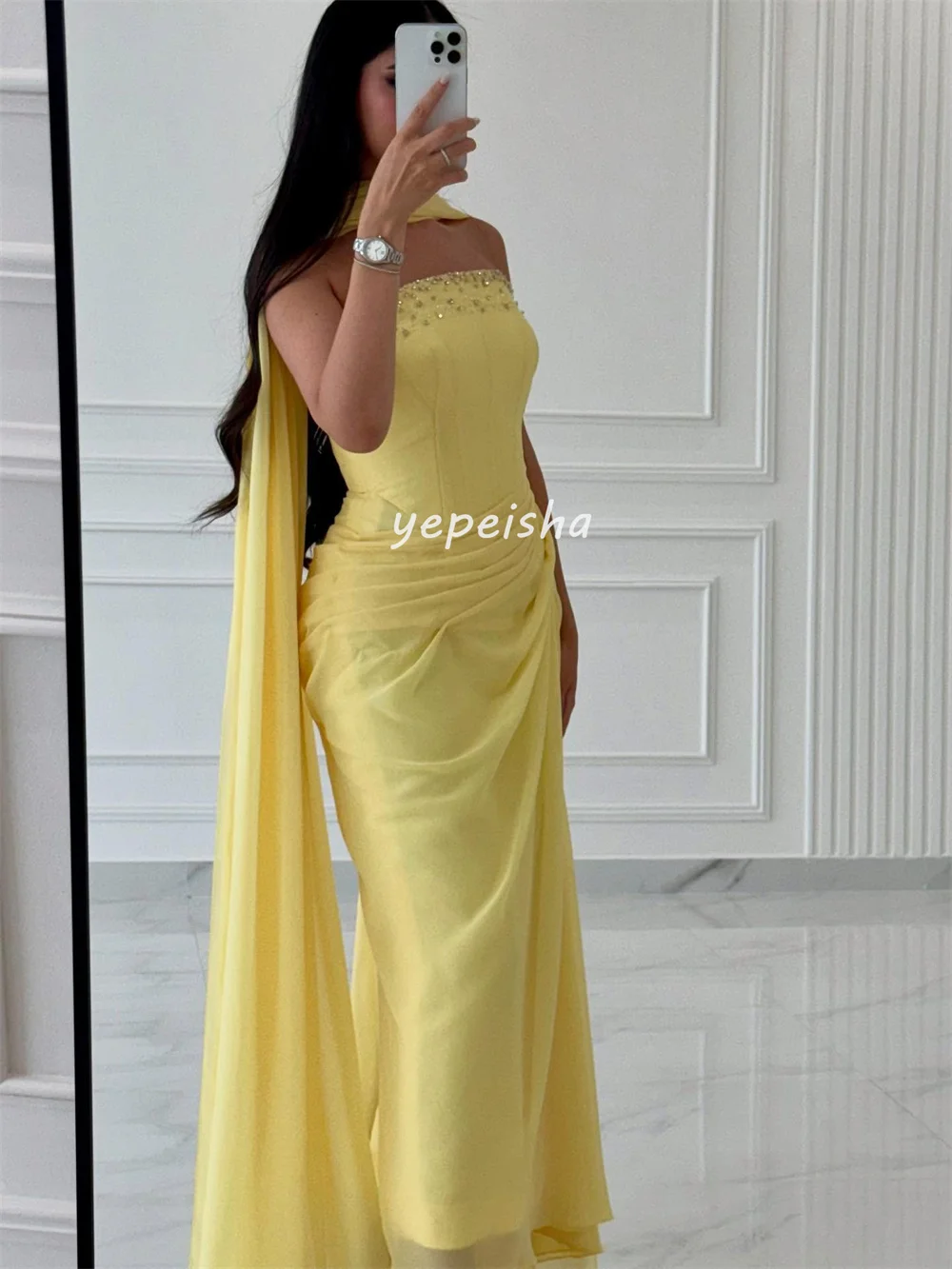 ชุดเดรสยาวทรงตรงแบบไม่มีสายผูกไหล่ ผ้าชีฟองพลีทประดับคริสตัล ดีไซน์เรียบหรู แบบสั่งตัดพิเศษ สำหรับโอกาสพิเศษต่างๆ แฟชั่นคลาสสิก