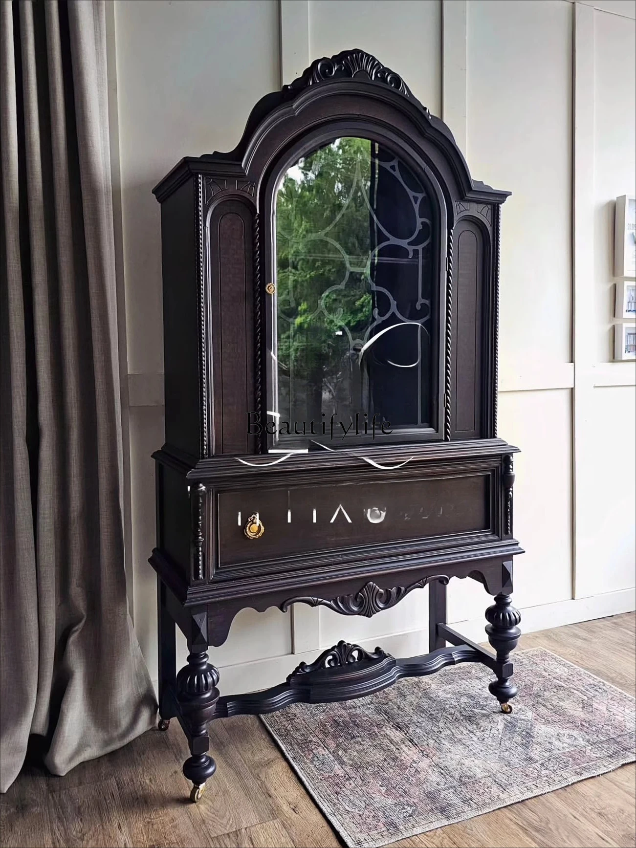 

French Retro Solid Wood Carved Vintage Wine Cabinet American Antique Sideboard Storage Cabinet High-End Furniture