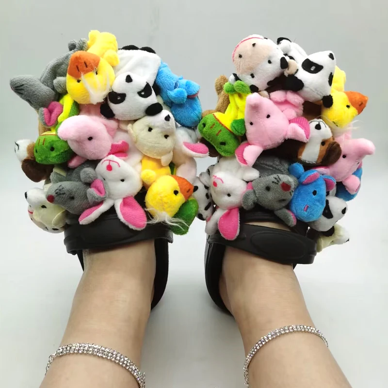 2024 Women Home Slippers Summer Cute Plush Animal Decorative Slippers Fashion Wearing Slippers Non-slip Flat Shoes Ladies Shoes