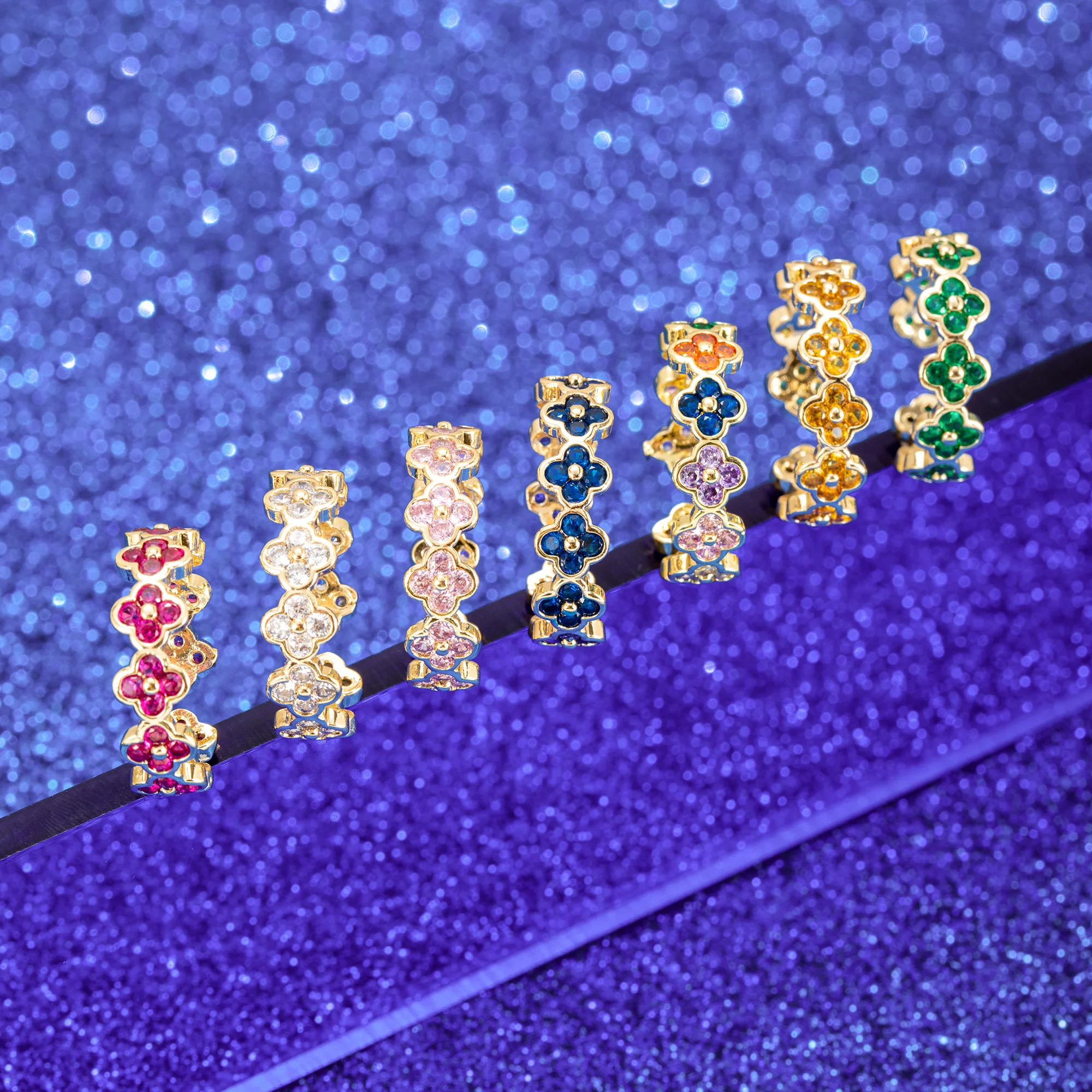 Anillo abierto de flor colorida Retro francés, diseño de nicho femenino, anillo de dedo índice apilado de alta gama, anillo de trébol de cuatro hojas de la suerte dulce