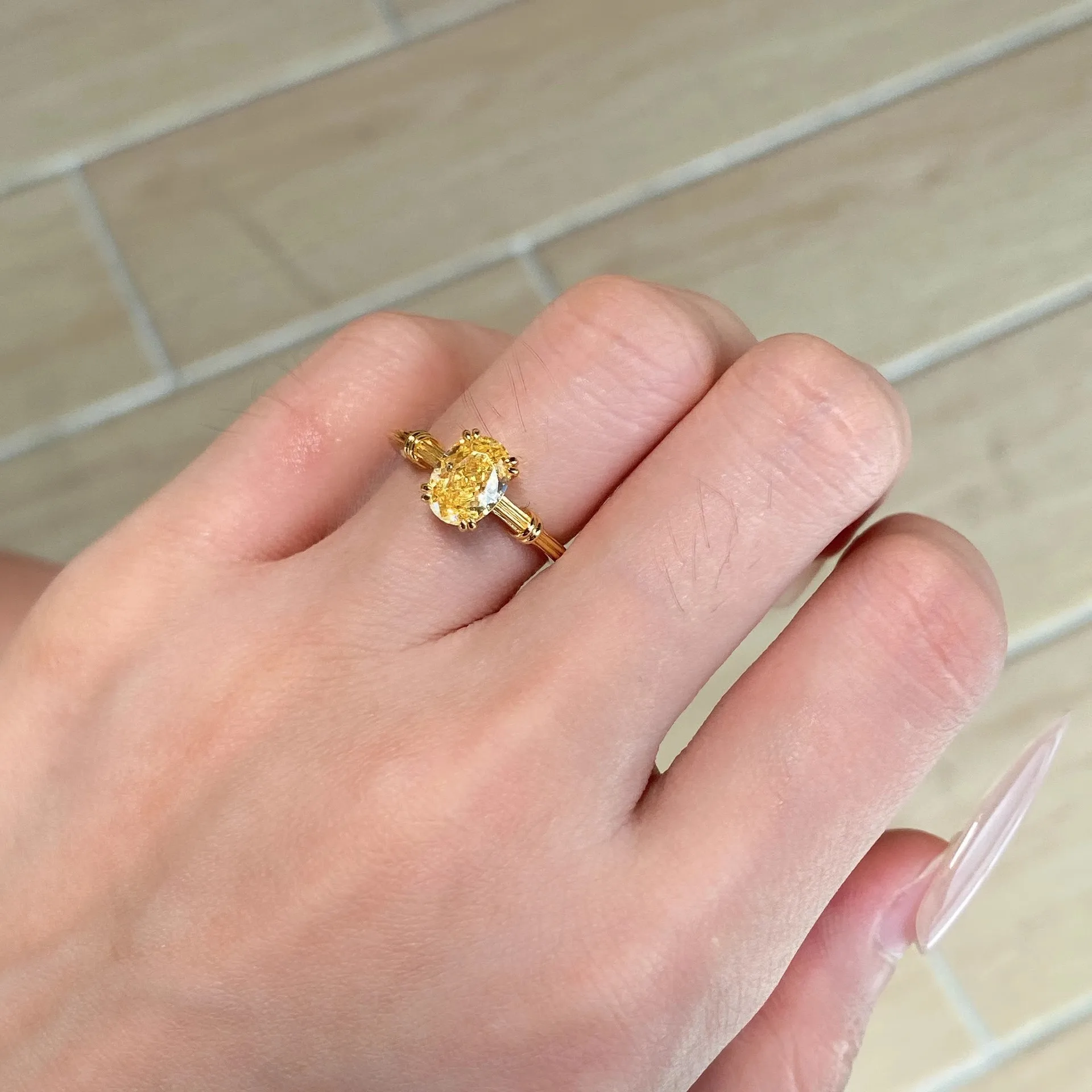 S925 Sterling Silver Fashion Knot Ring With Ice Flower Cut Pigeon Egg Yellow Diamond Exquisite High-end Opening Style For Ladies