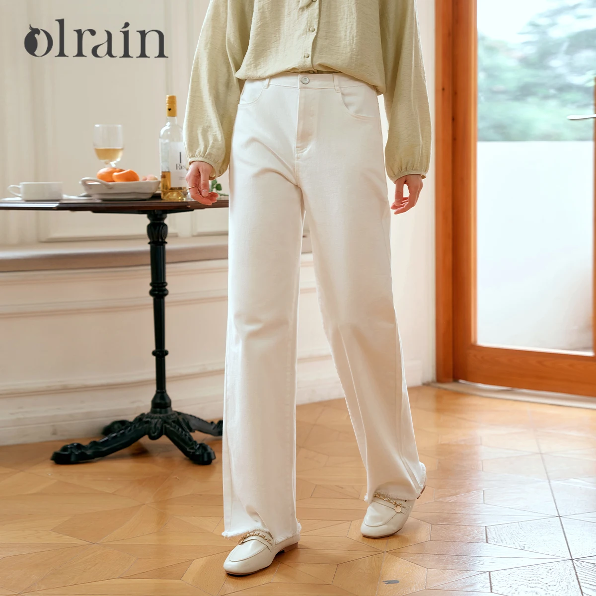 

OLrain Women's Straight White Jeans 2025 Soft Retro High Waist Wide-Leg Denim Pants Casual Commuter Female Trousers M56QA93802