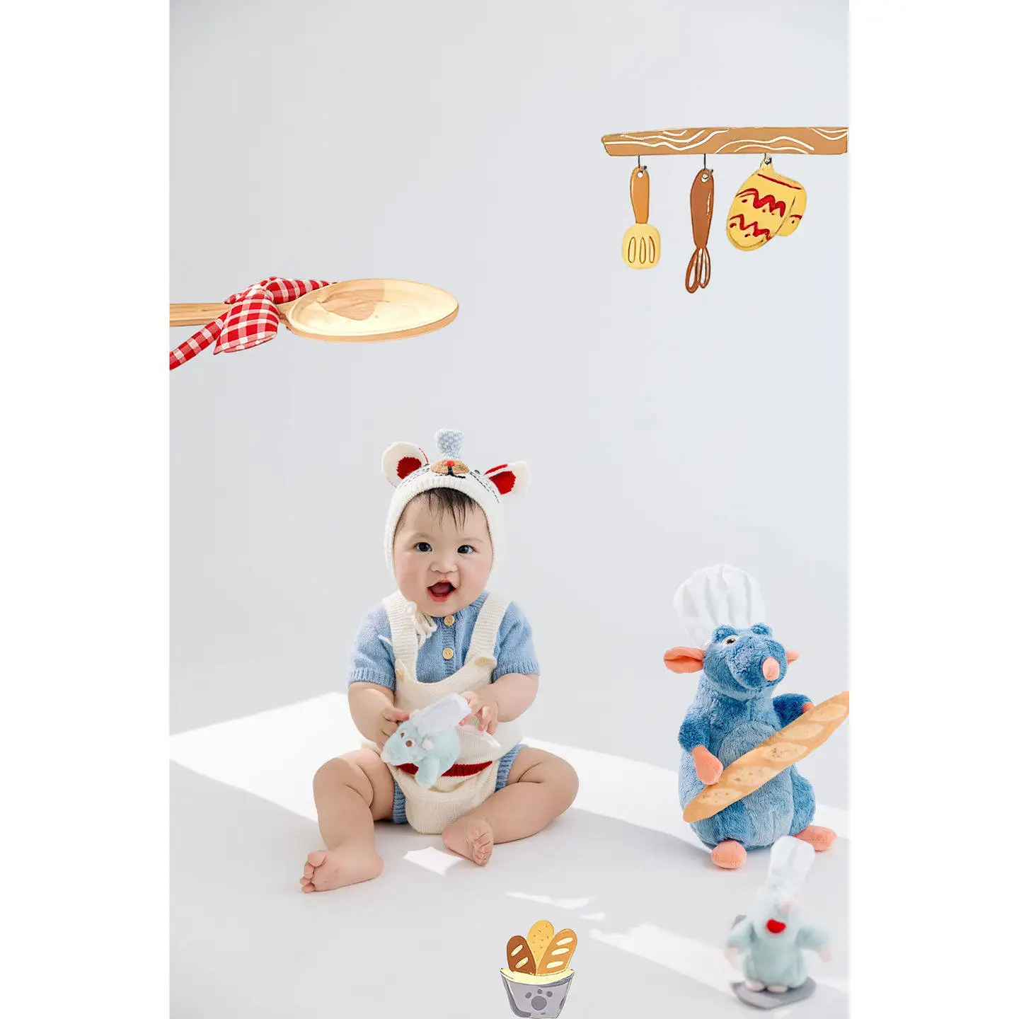 Baby Photography Props Infant Chef Outfit with Hat 2pcs Mouse Doll with Kitchenware Decors for Studio Photoshoot Accessories