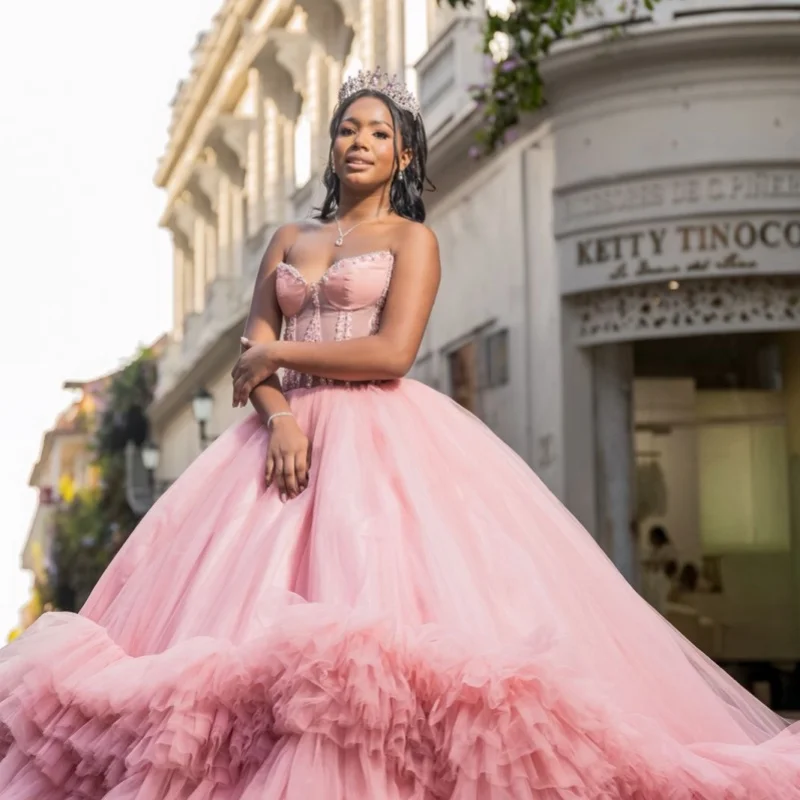 

Light Pink Quinceanera Dresses Off the Shoulder Glitter Crystal Decal Lace Ruffles Long tail Vestidoe 15 Quinceanera Customize