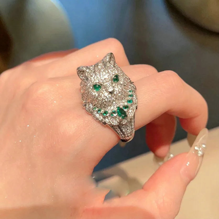 2023 Women Magnificent Peacock Gem Cat Ring Vintage Plated 18K Gold Shell Rose Zircon