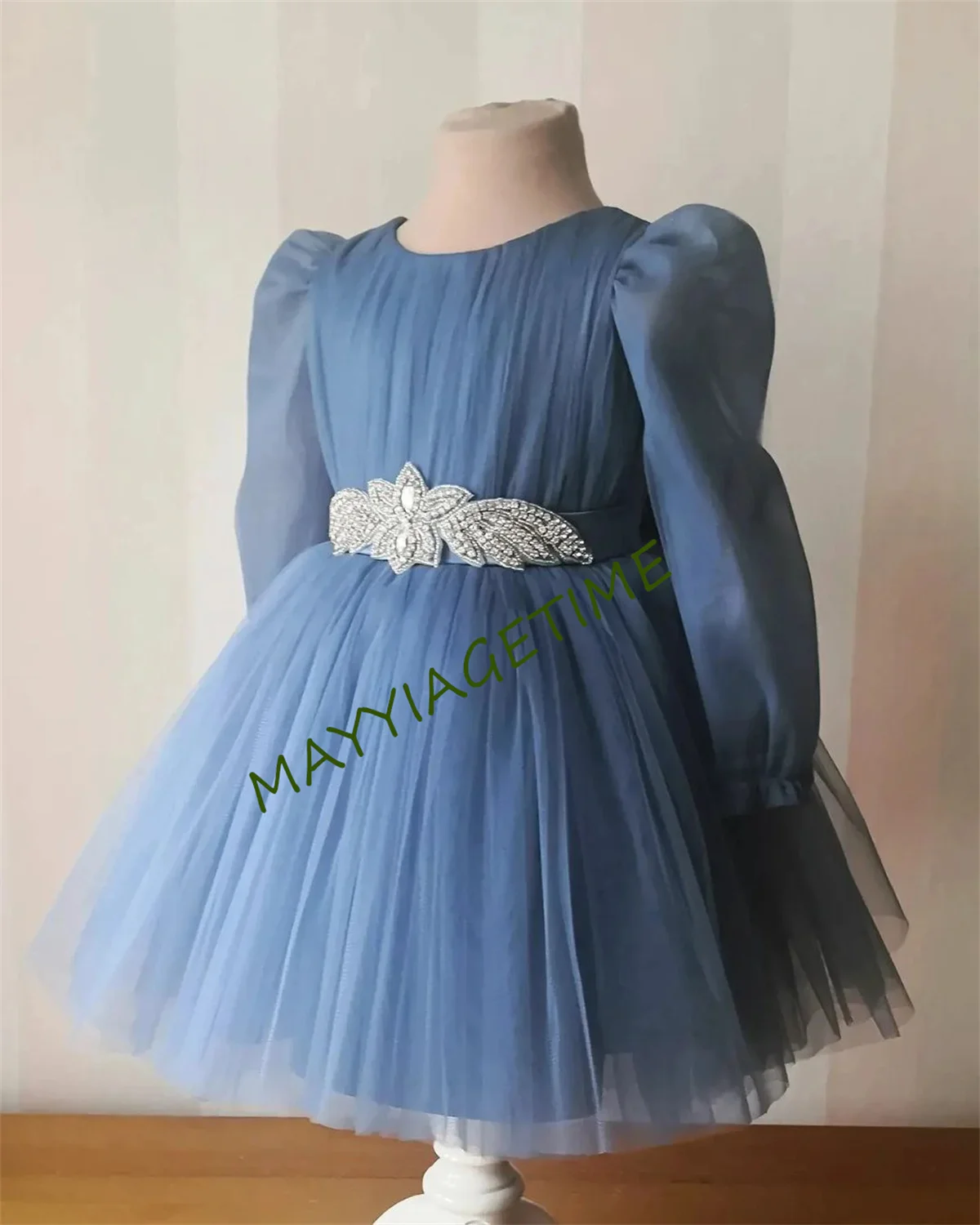 Robe de demoiselle d'honneur en tulle pour enfants, robes de princesse A-ligne, manches longues, nœud au genou, ceinture de perceuse, fête d'anniversaire exquise