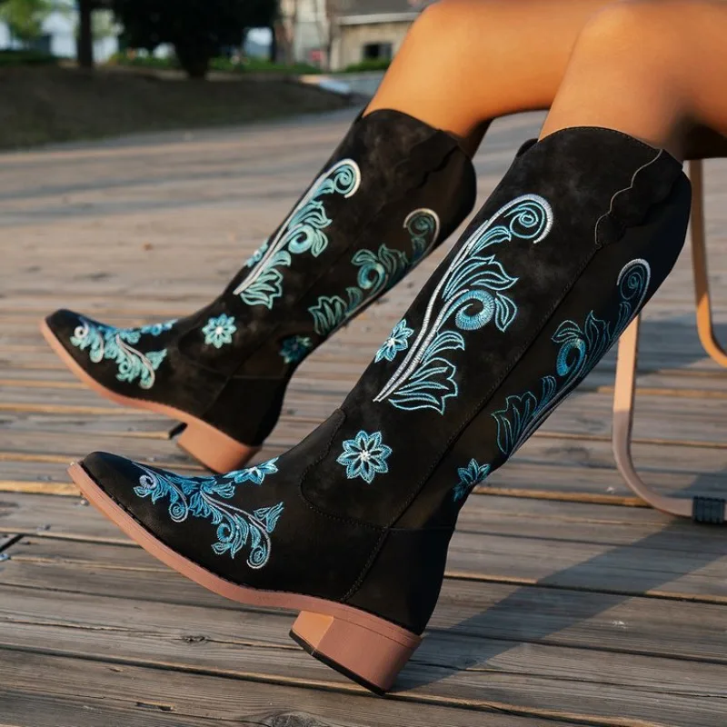 Womens Knee-high Boots Retro Embroidered Western Cowboy Boots for Women Pointed High Heeled Leather Booties Fashion Knight Botas