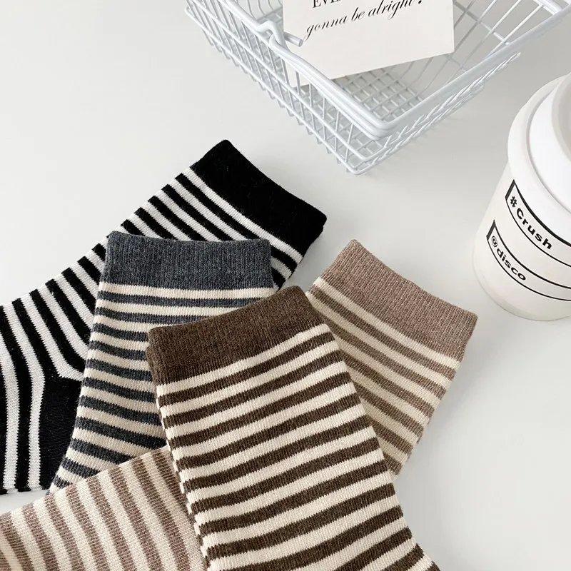 New Women Stripe Cotton Cute Sock Four Season Casual Lady Middle Tube Black White Socks For Women