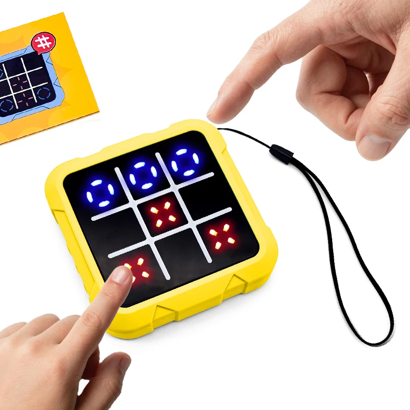 

Портативная электронная игра «Крестики-нолики» для детей и взрослых, логическая настольная игра для путешествий, тренировка мозга, игрушка для мышления на двоих игроков