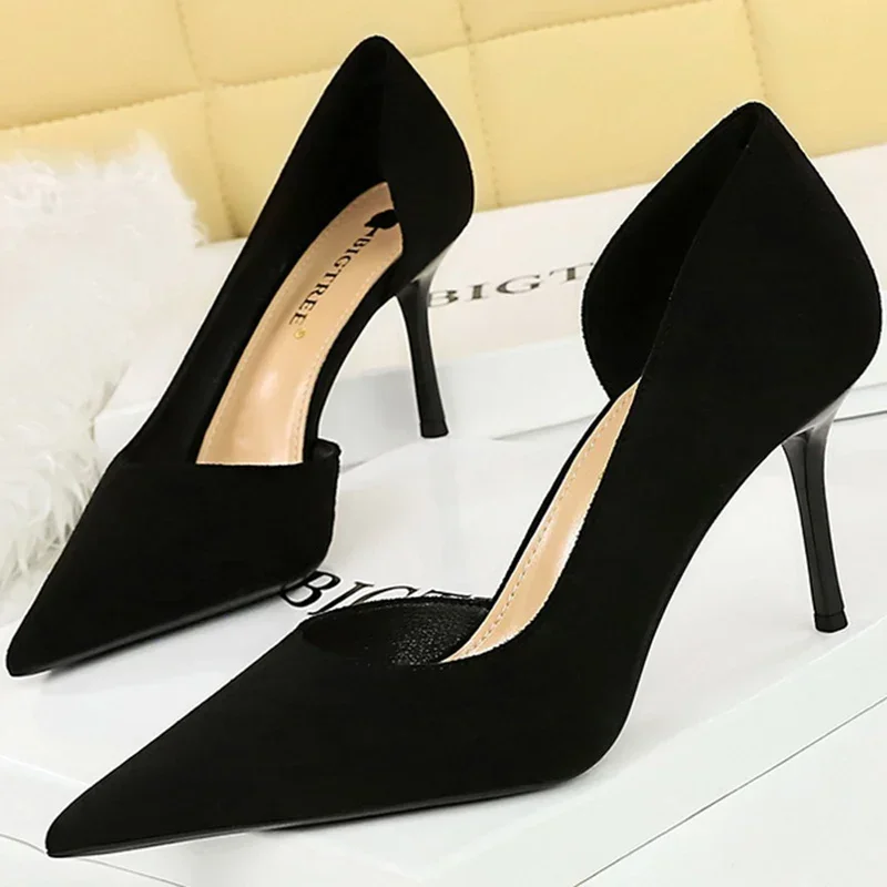 Big Size Fashion Women Daily Holiday Suede Green Red Pumps Lady 8.5cm High Heels Basic Pointed Toe Hollow Wedding Middle Heels