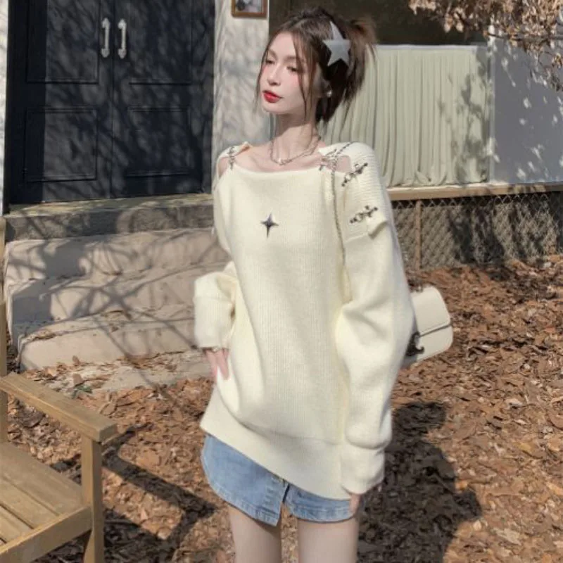 

2024 New Spring Summer Airplane Button Spice Girl Off-The-Shoulder Sweater Women Jacket Loose One-Shoulder Hollow Knitwear Tops