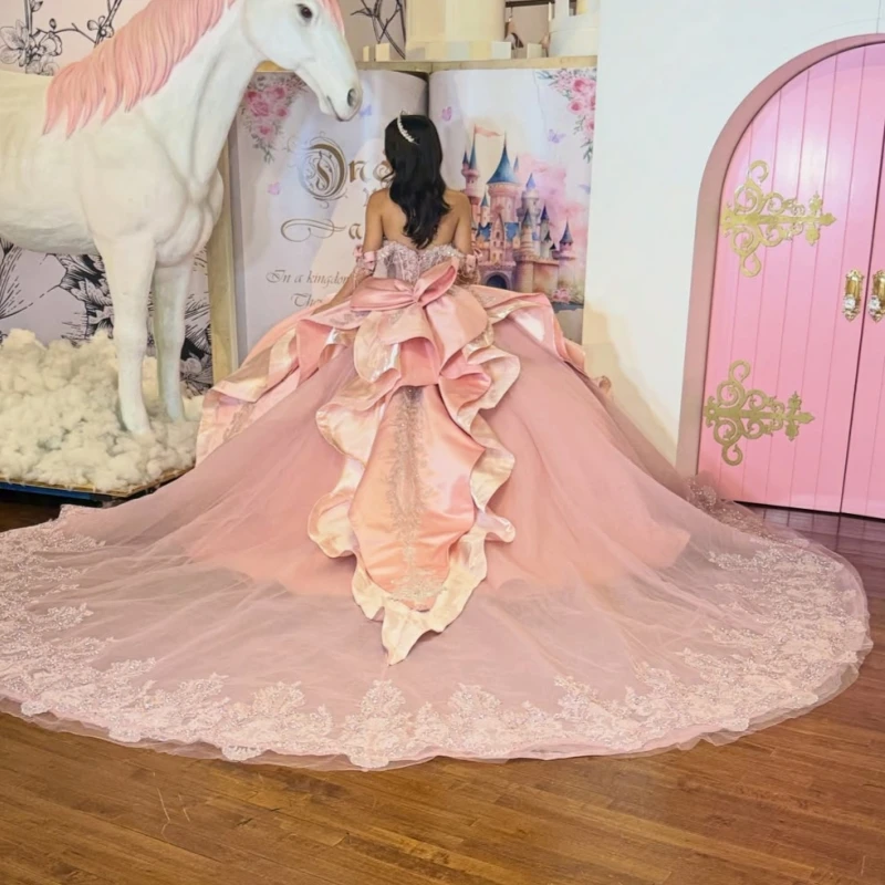 Pink Glitter Quinceanera Dresses Off Shoulder Ball Gown Sweet 16 Dress Sequin Applique Beading Bow Tull Party Birthday Vetidos