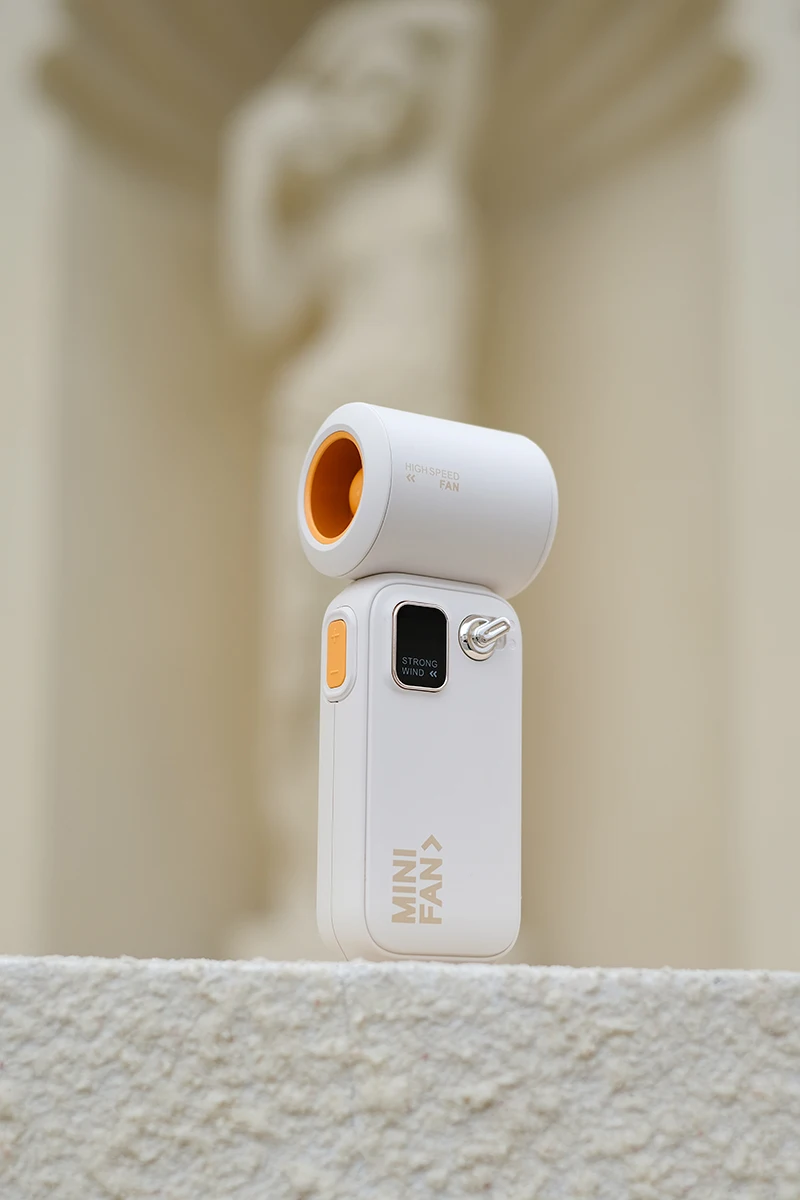 Tampilan Digital Kipas Kecepatan Tinggi Genggam 100 Kecepatan Kipas Lipat Portabel Pengisi Daya USB Kipas Mini Desktop