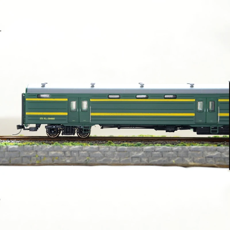 HO 1/87 Train Model 22 Type Luggage Car Compartment 22XL Beijing Bureau/Guangzhou Railway Green Leather Car Train Model Toy