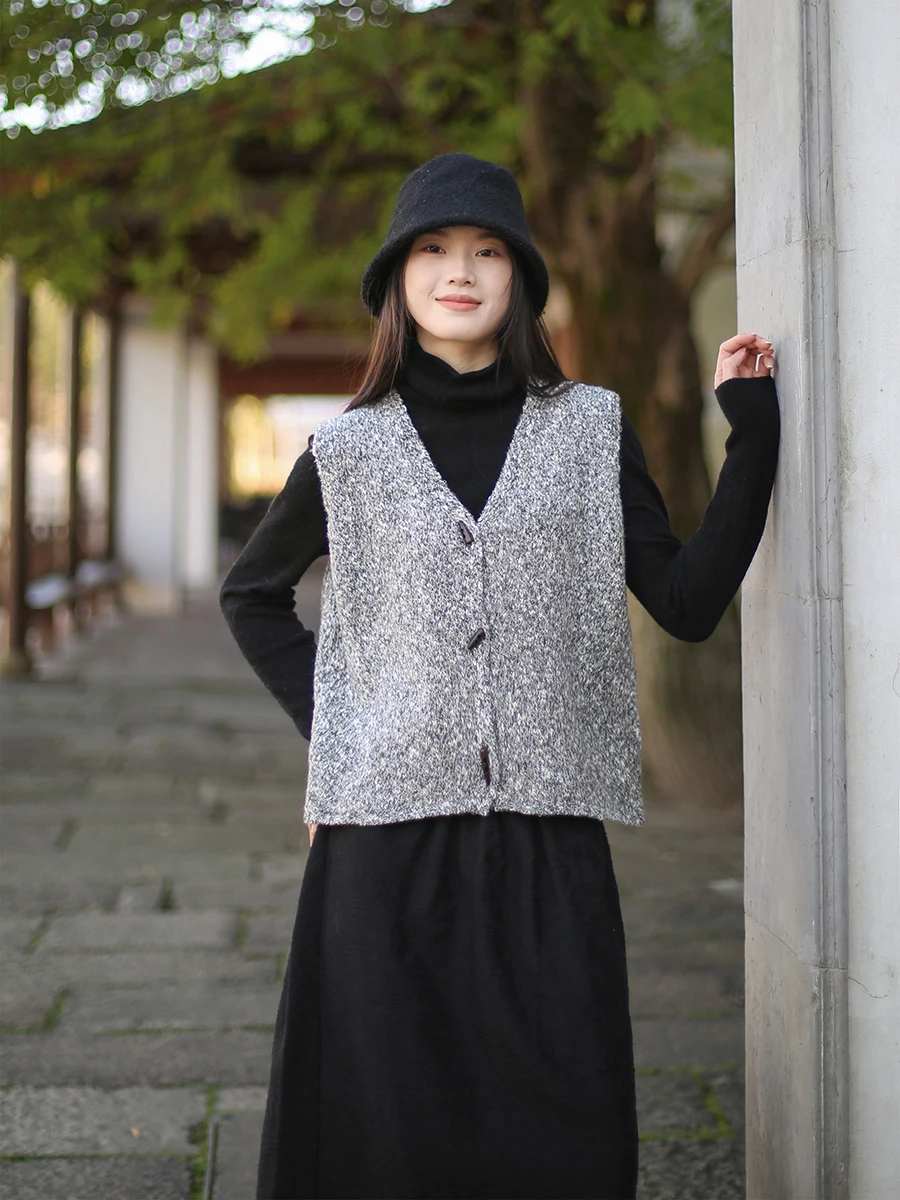 

Loose Casual V-Ne Women's Vest 2026 Autumn Winter New Sle Slimming Versatile Svel Top Artistic Waistcoat