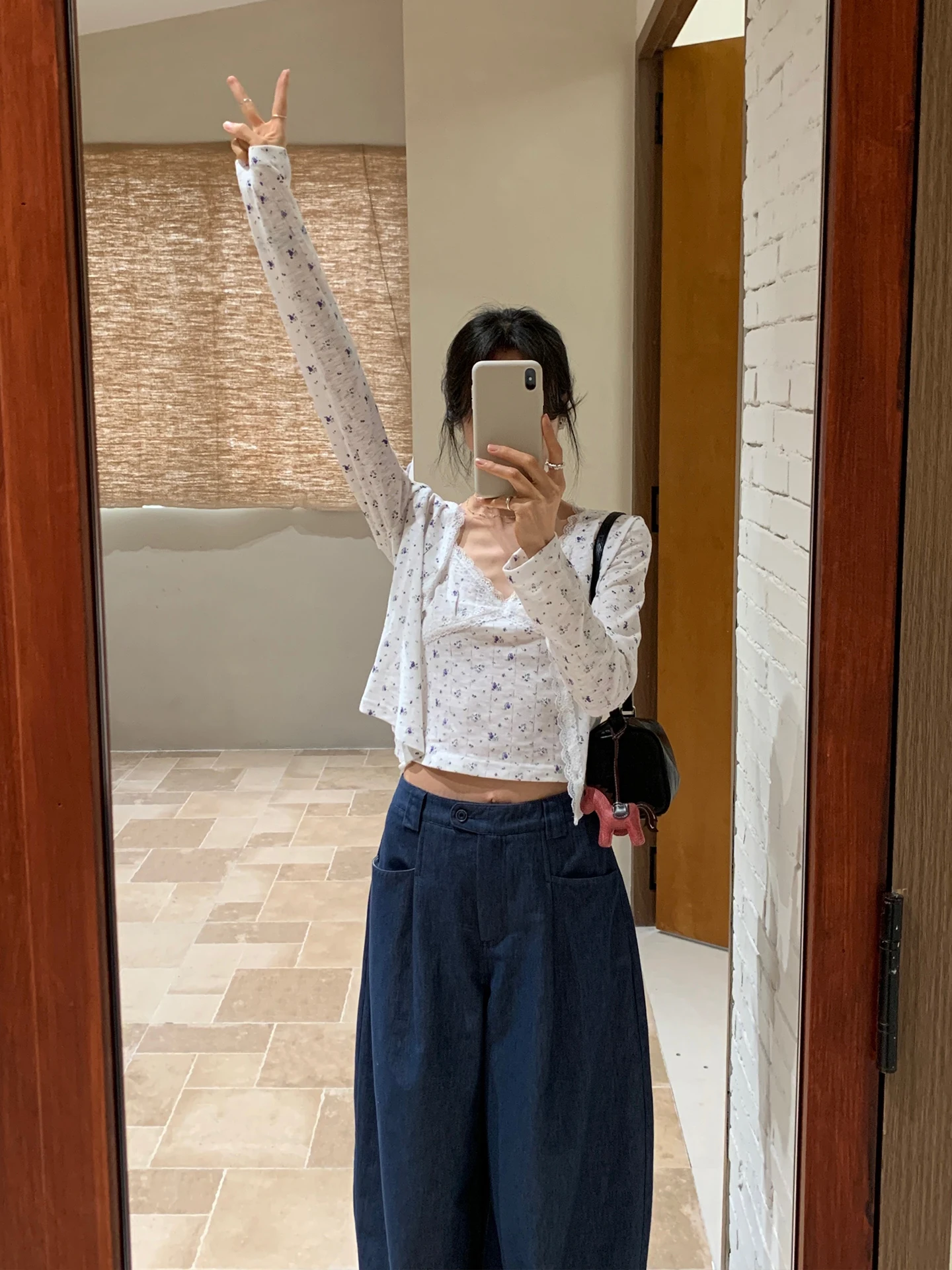 

Korean Style Sweet Fairylike Floral Knitted Open Cardigan Top And Vest Two Piece Set Women Spring Summer Long Sleeve High Waist