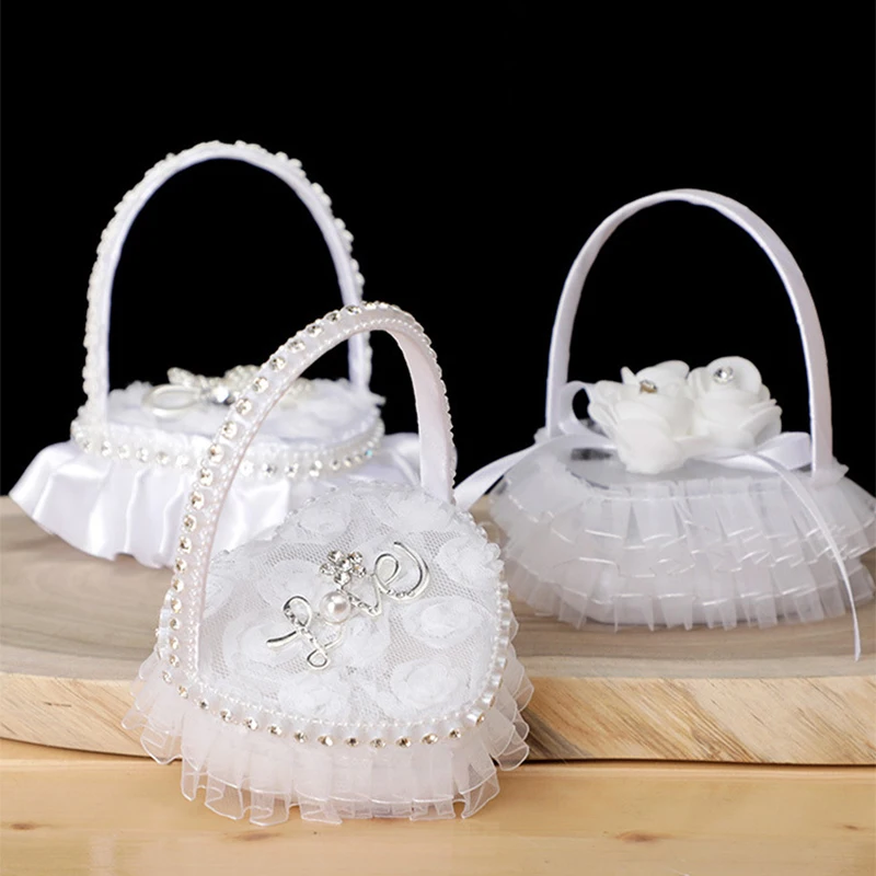 Romantic Heart Ring Box White Ruffles Lace Hand Basket Rings Boxes Wedding Ceremony Rings Pillows Case Jewelry Diaplay