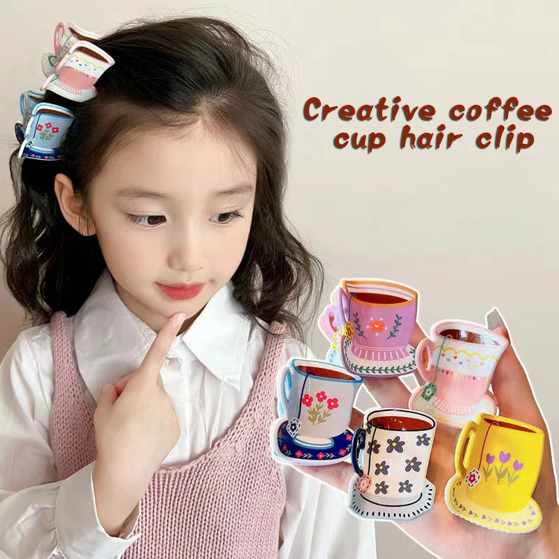 Clip per squalo con tazza con stampa di fiori dolci per donne e ragazze. Fermaglio per capelli a forma di tazza di caffè carino. Accessori per capelli versatili alla moda