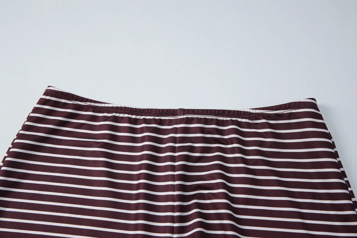 Hugcitar Fashion gestreiftes 2-teiliges Set, langärmliges, sexy Crop-T-Shirt-Oberteil und Shorts, Herbst-Damenkleidung, Streetwear, Party, Club – Detail 10