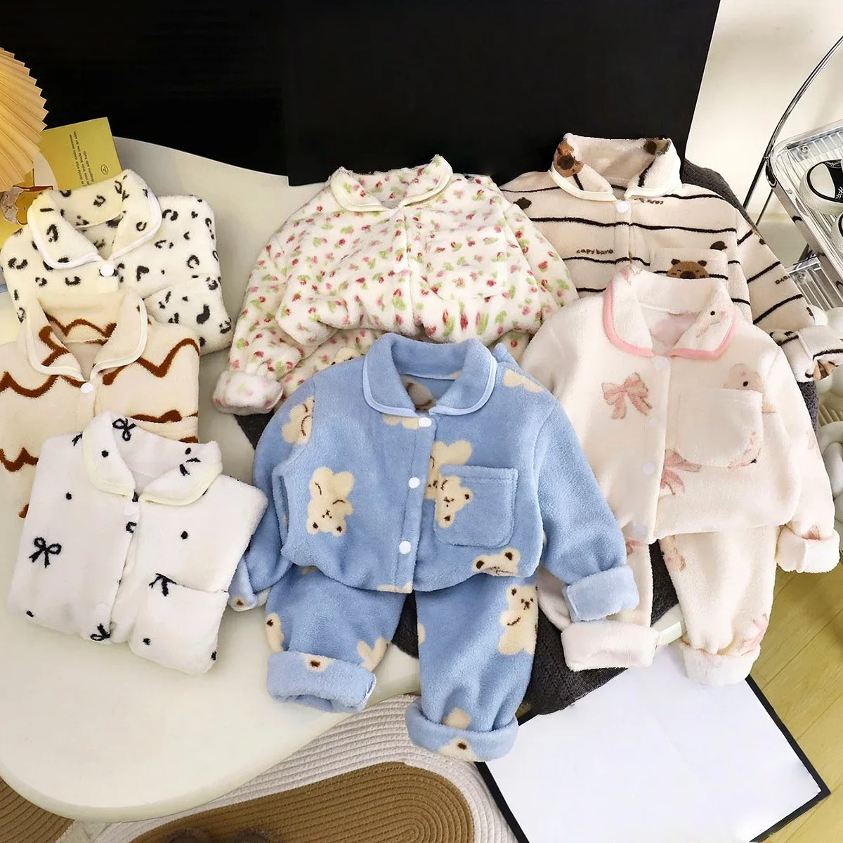 2026 جديد الأزهار ليوبارد طباعة الدافئة طفل Homewear الفتيان الفتيات سترة ملابس خاصة الشتاء الاطفال الفانيلا منامة مجموعة #2