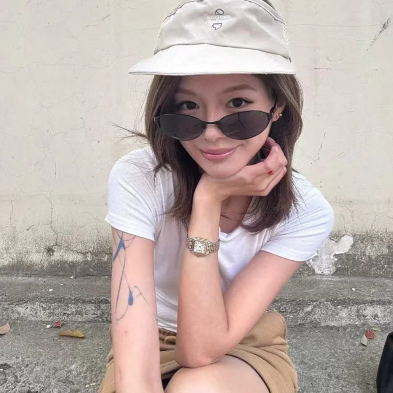 Spring Hinge Metal Sunglasses - Lightweight Oval Small Frame UV400 Anti-UV