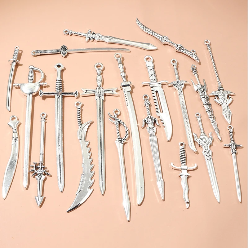 10 Stück Schwert Klinge Charms Pedants alte Waffen DIY Schmuck Herstellung Zubehör für Schlüssel anhänger Halskette Handwerk Schmuck Zubehör