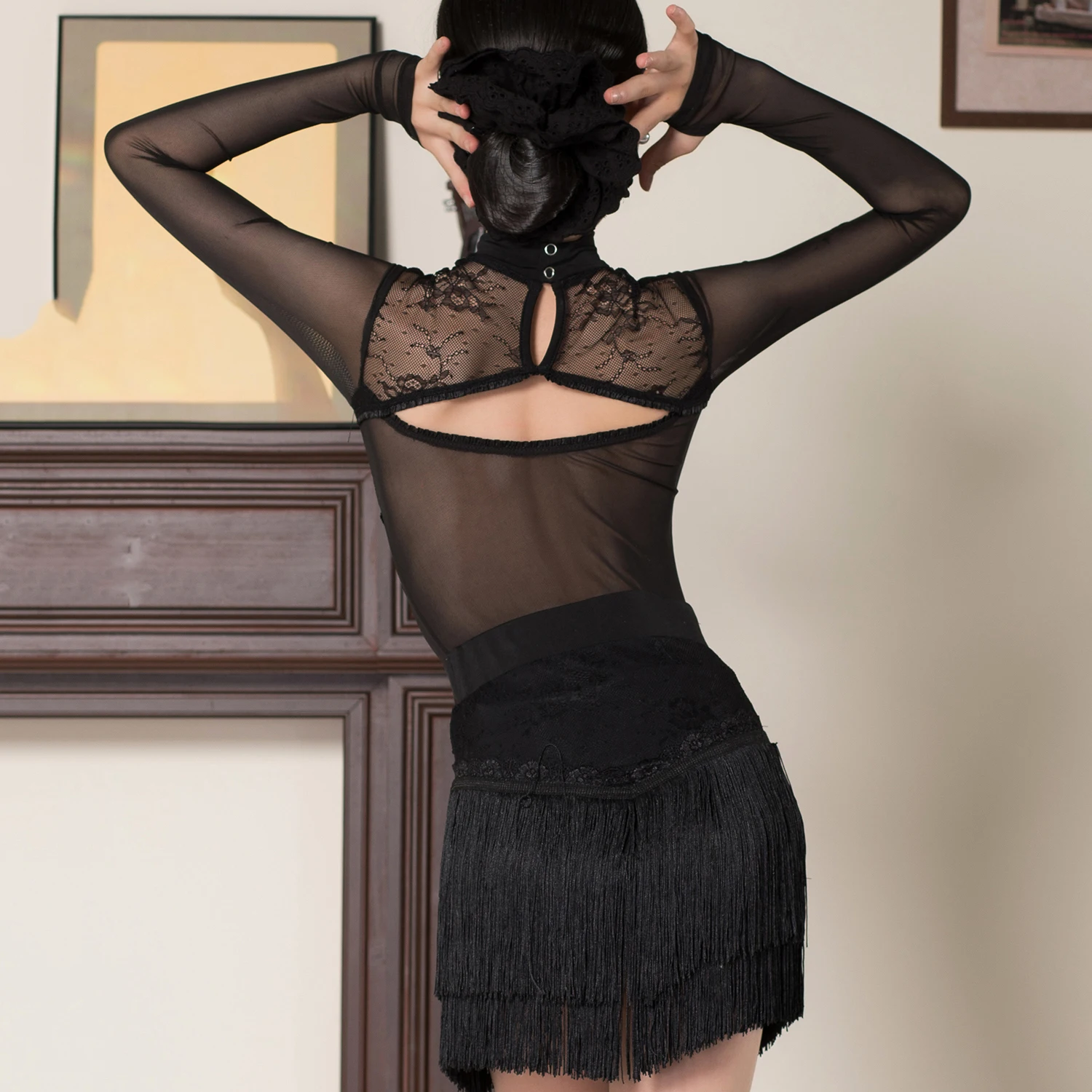 2025 neue Latin Dance Performance Bühne Kostüme Für Mädchen Mesh Ärmeln Quaste Röcke Anzug Samba Chacha Latin Dance Tragen XH 3761