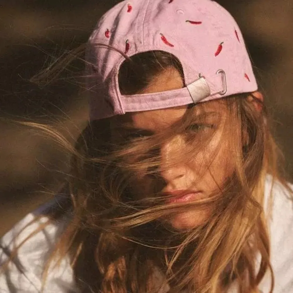 

Creative Chili Embroidered Baseball Cap Sunscreen Sweet Red Pepper Hat Peaked Fashion Cotton Baseball Cap Summer