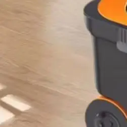 

Вращающаяся швабра с ведром, 6 сменными насадками, удлиненной ручкой, система для уборки пола с вращением на 360°, швабра для мытья полов с ведром