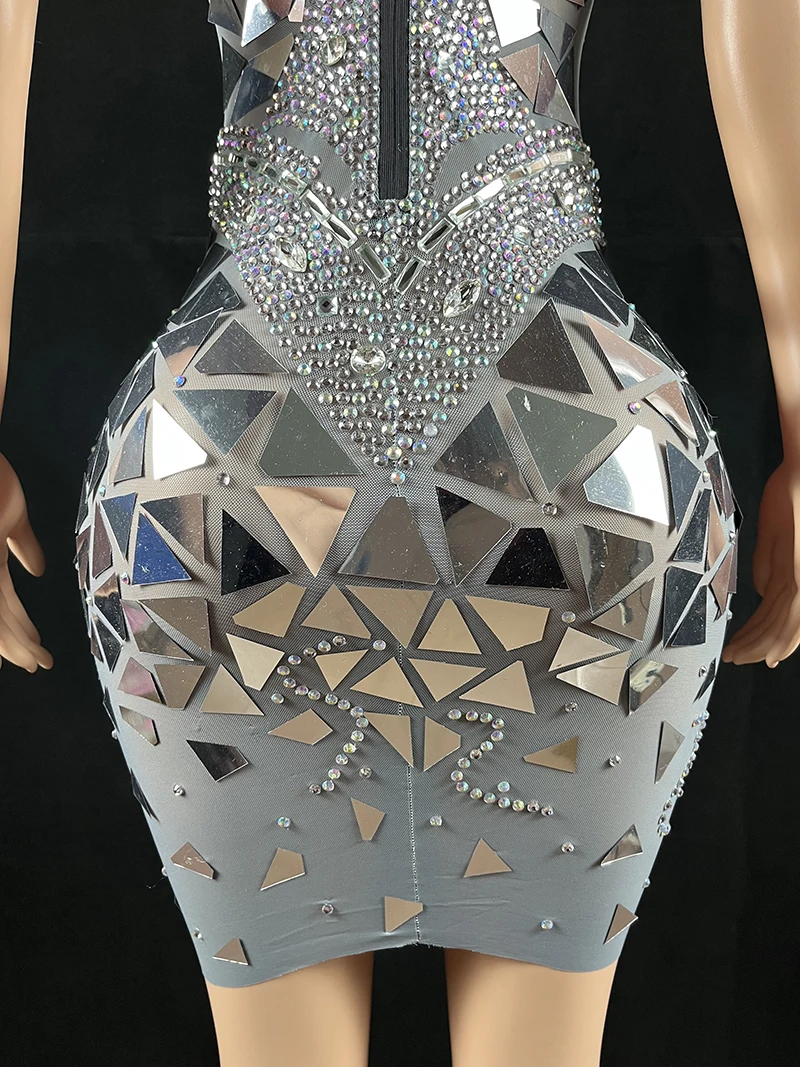 光沢のある衣装シルバースパンコールラインストーンレーザーミラーショートドレス女性歌手ダンサーナイトクラブステージジャズ絶賛衣装ドラッグクイーン