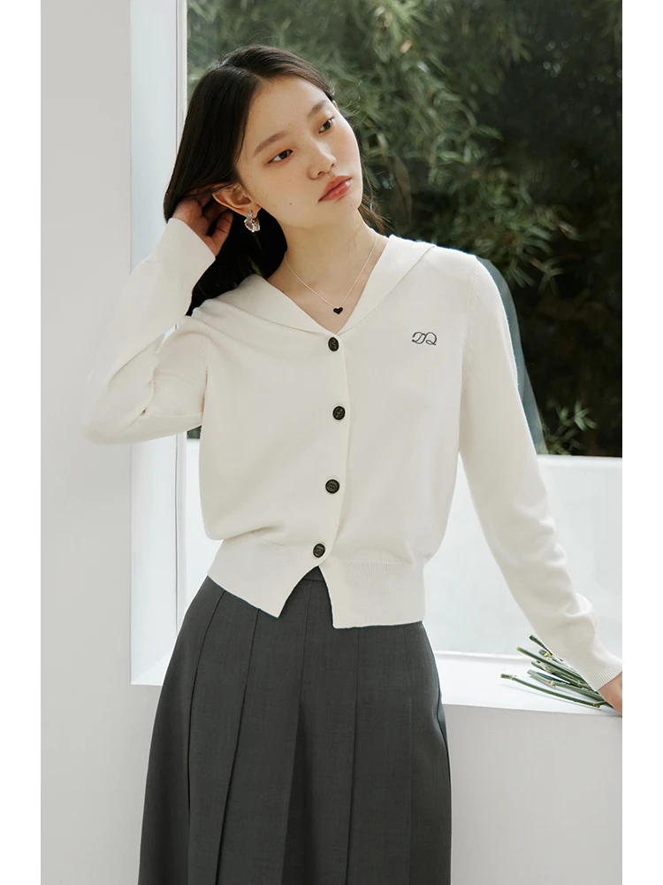 

ZIQIAO Containing Wool Machine Washable Retro Navy Collar Sweater for Women 2024 Spring Chic Design Casual Cardigan Female