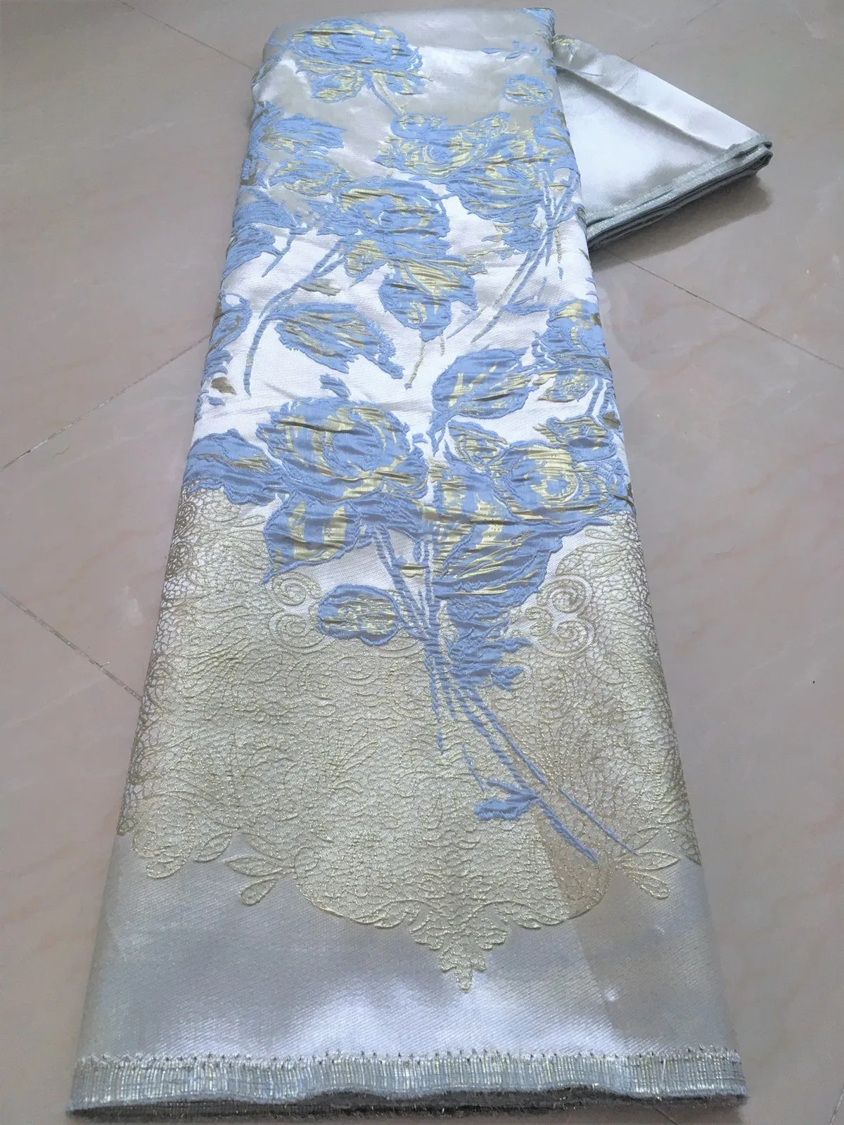 

Latest Jacquard Brocade Lace Fabric Embroidered Tulle African Lace Fabric High Quality Lace For Nigerian Party Dress KHD20105