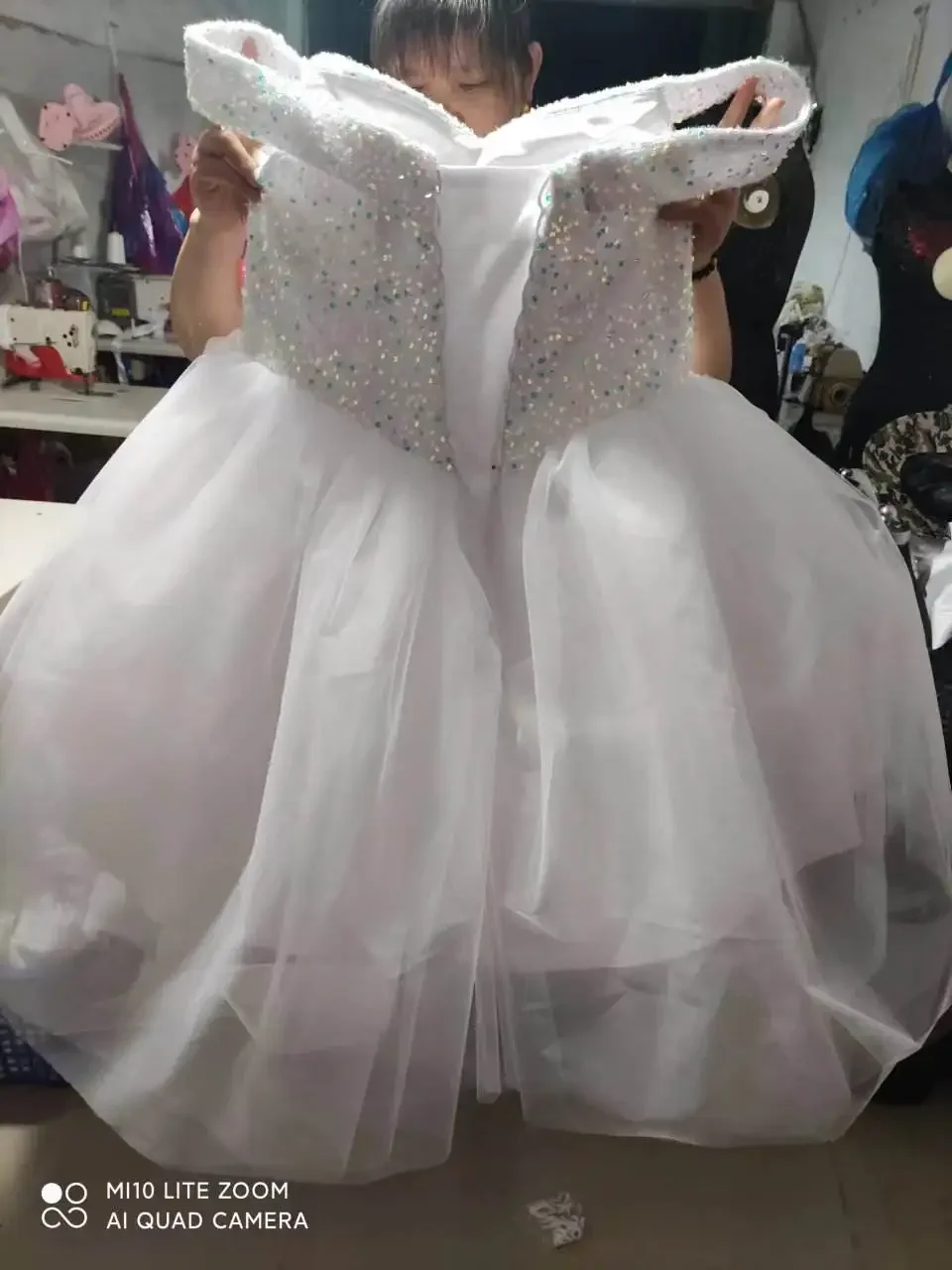 Vestido De novia personalizado con cuentas De cristales brillantes y escote en forma De corazón, Mini vestidos De novia con falda De tul y hombros descubiertos