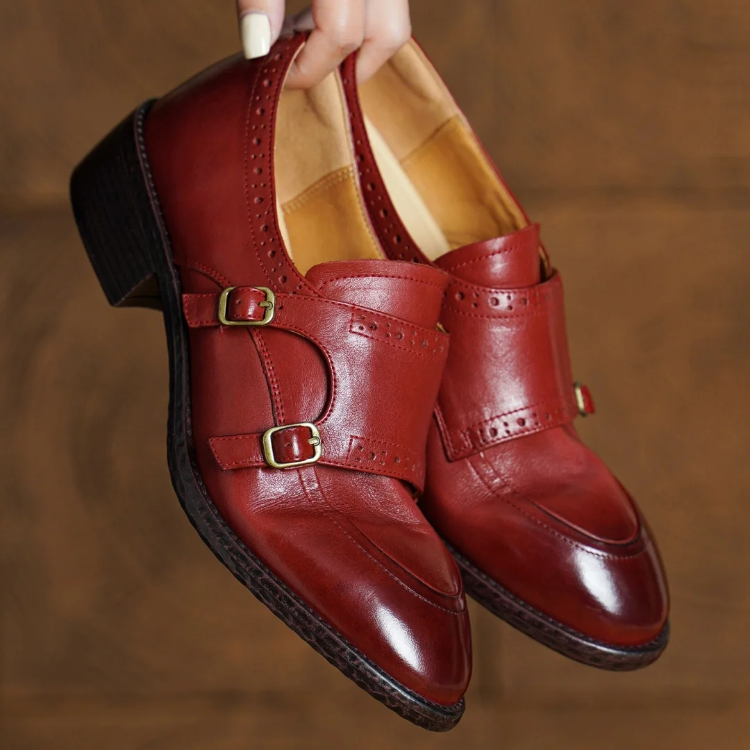 

2026 Spring new women's cow leather round toe metal buckle carving British style casual female daily oxfords high quality shoes