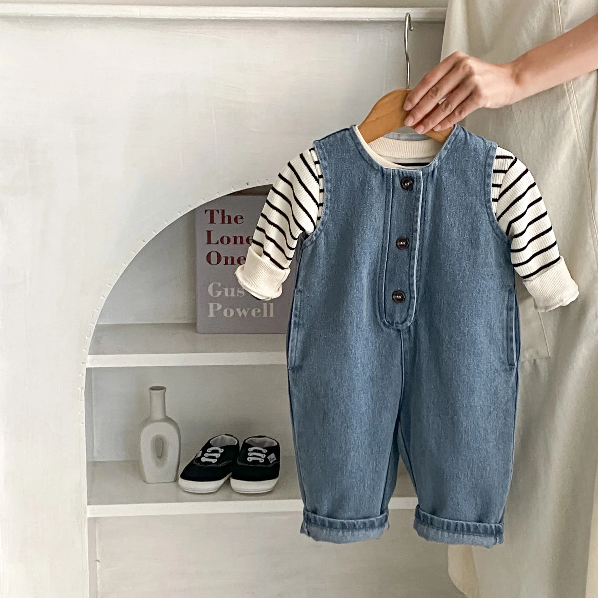 2024 Spring New Baby Denim Romper Set Infant Boy Girl Sleeveless Jumpsuit + Striped Tops 2pcs Suit Toddler Overalls Outfits