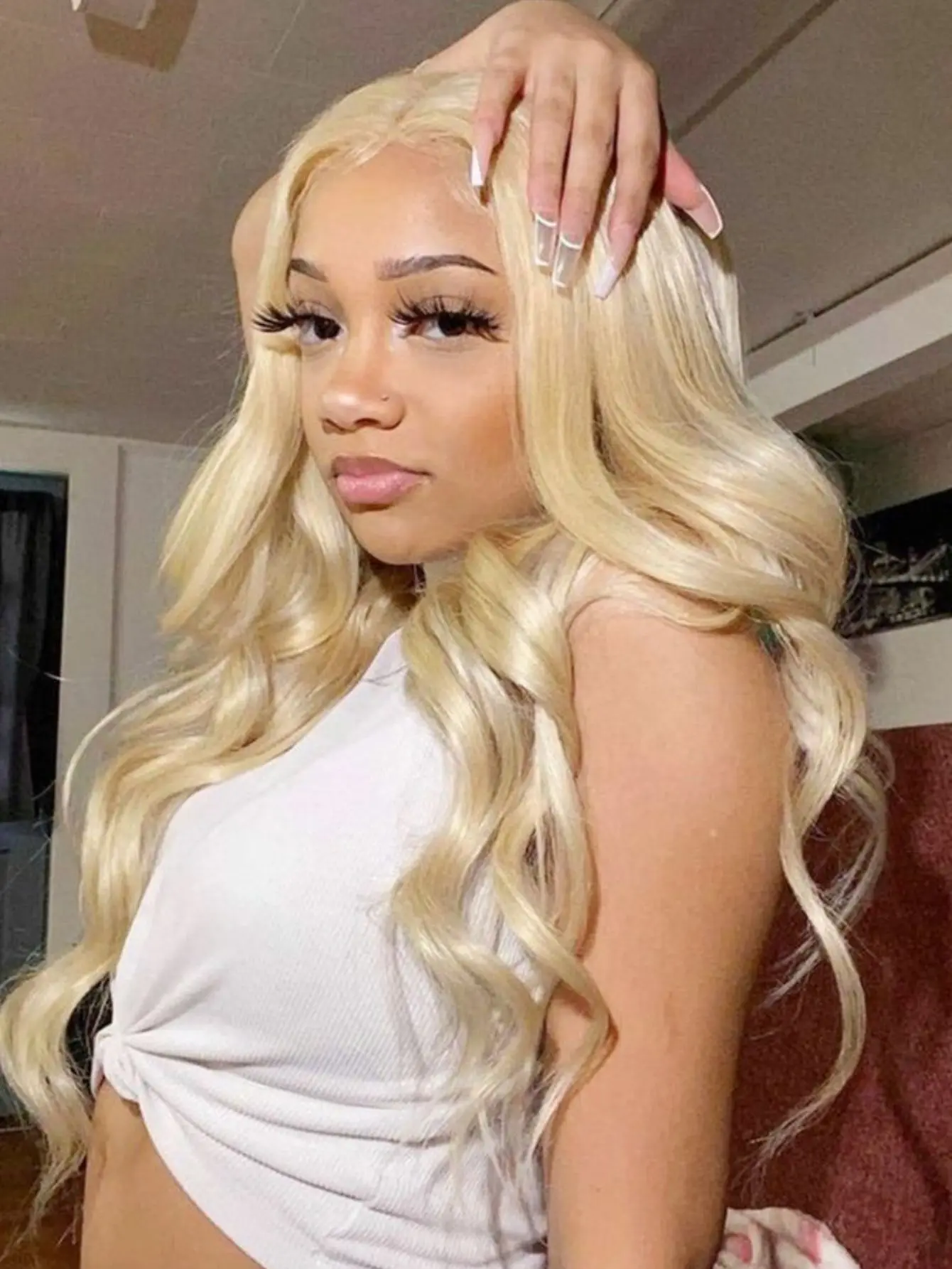 28インチ 613 ハニーブロンド ボディウェーブ 250密度 13x4 HDレースフロント人毛ウィッグ 13x4 HDレースフロントウィッグ 女性用