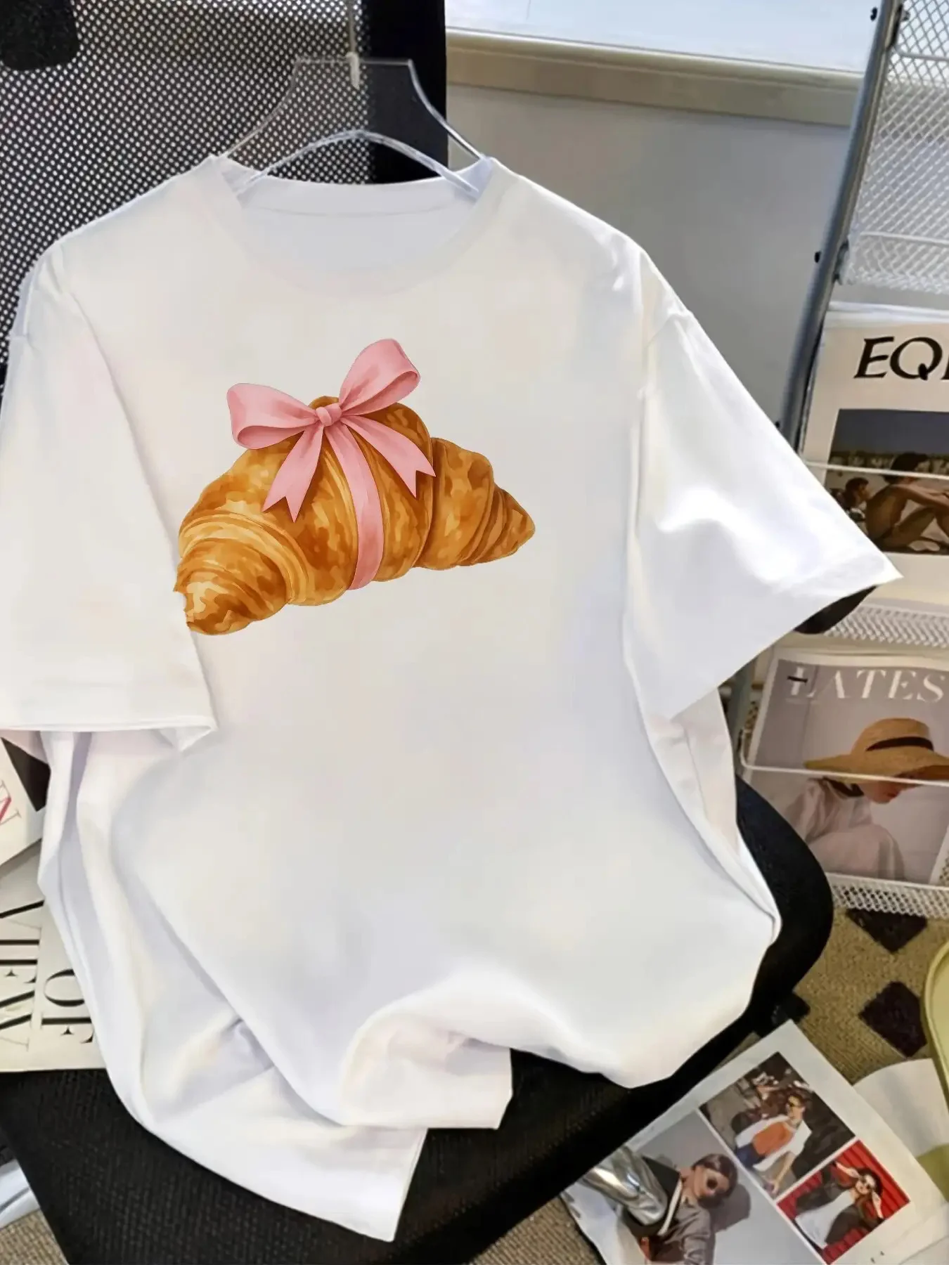 Damen-T-Shirt mit Croissant-Muster in Übergröße, Baumwolle, atmungsaktiv, modisch und vielseitig, Unisex, Streetwear, Übergröße