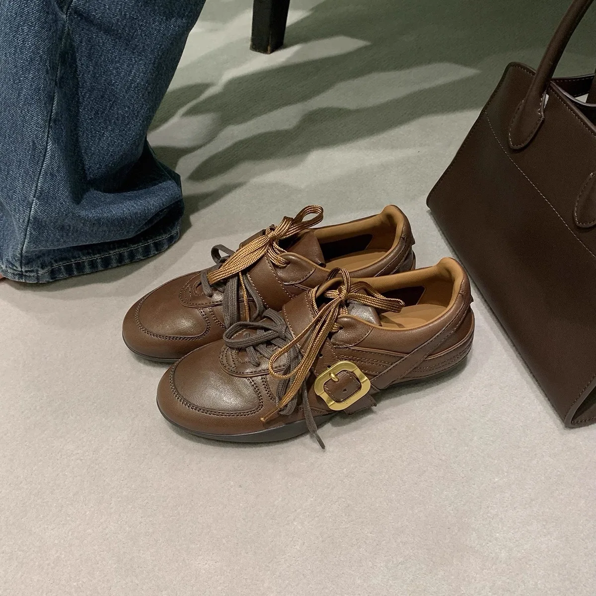 

Genuine leather retro belt buckle Dexun shoes, new round head lace-up casual sports soft-soled small leather shoes