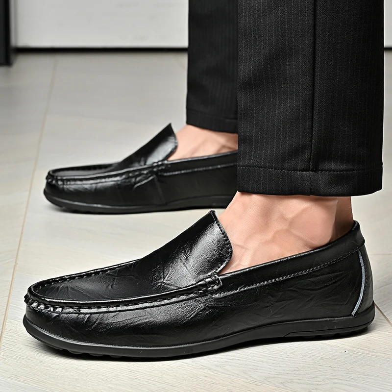 Lederen Herenschoenen Casual Luxe Merk Formele Heren Loafers Mocassins Mode Ademende Slip-On Mannelijke Bootschoenen Plus Maat 38-47