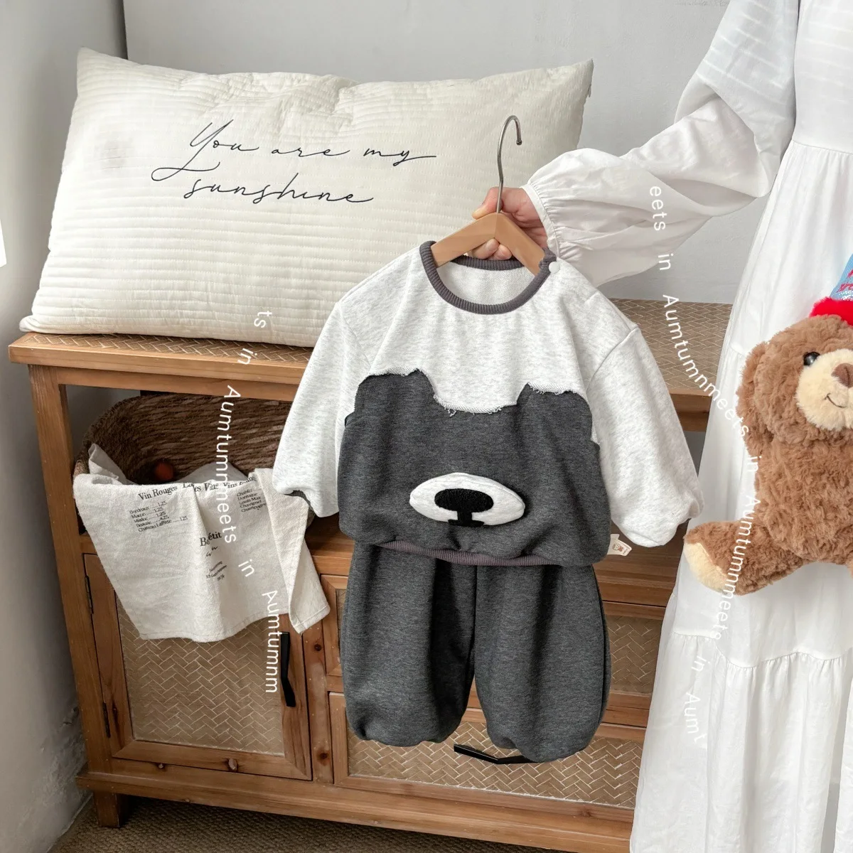 

2025 Ins Autumn Children's Two-piece Set Bear Round-neck Long-sleeved Newborn Girls Top Loose Waist Toddler Boys Long Pants