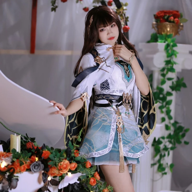 لعبة الحب والفضاء العميق البطلة تأثيري حلي شخصية البدلة الغيوم المتدفقة احتضان عنصر النسيم تفاصيل حفلة الهالوين