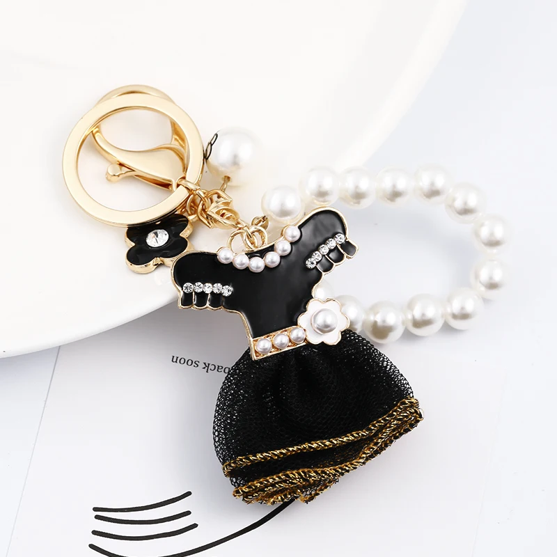 Black Pearl keychain For Woman Skirt Key Rings Key Holder Trendy Jewelry Bag Accessories Gift