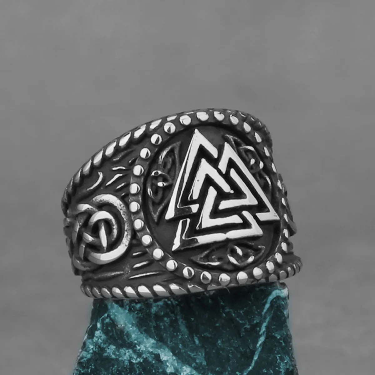 

HNSP 316L Stainless Steel Nordic Runes Odin Triangle Seal Ring For Men Jewelry Punk Vintage Style Accessories Reusable Box Gift