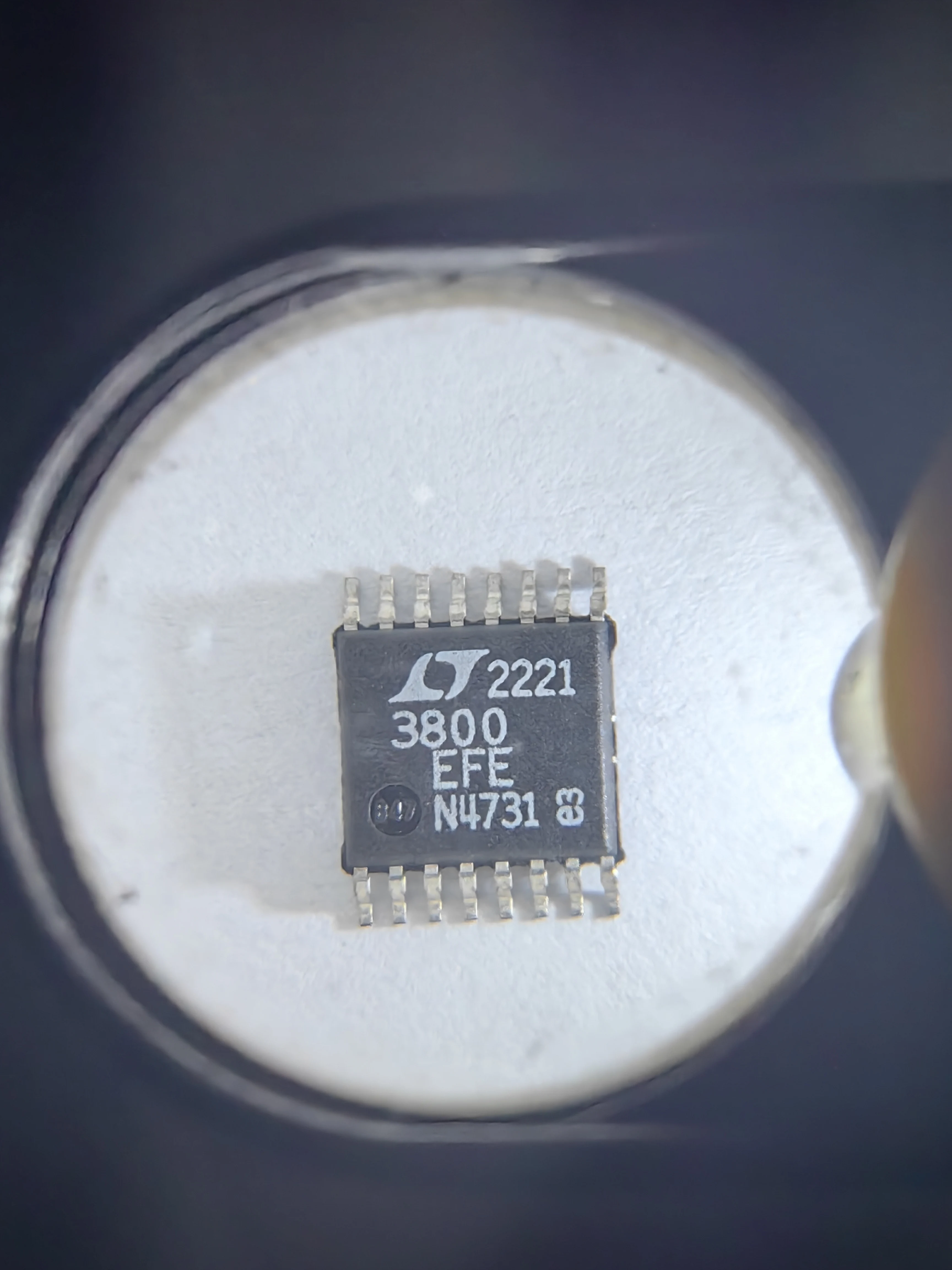 LT3800EFE LT3800IFE LT3800 - High-Voltage Synchronous Current Mode Step-Down Controller
