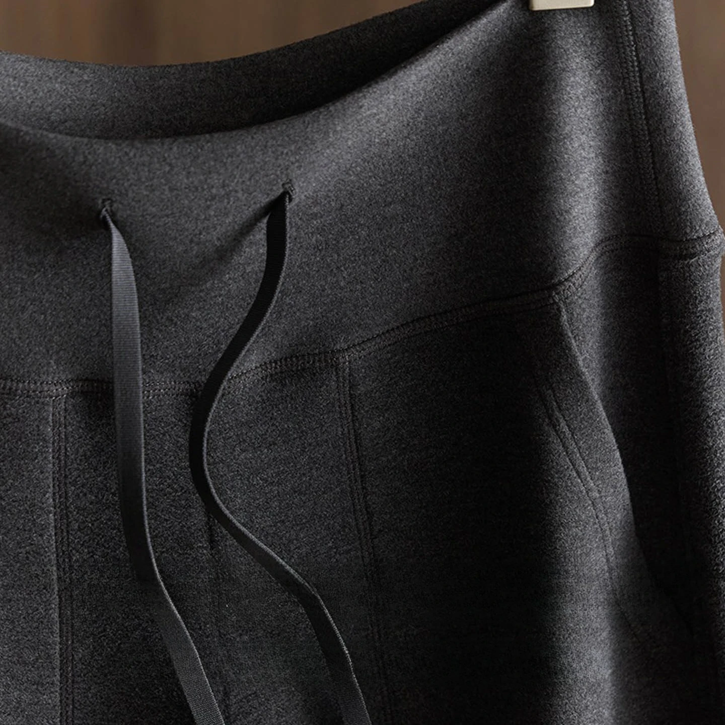 2025 Damen-Winterkleidung, 7 % Kaschmir, Thermowolle, Kordelzug, Taschendesign, einfarbig, lässige Schlaghose
