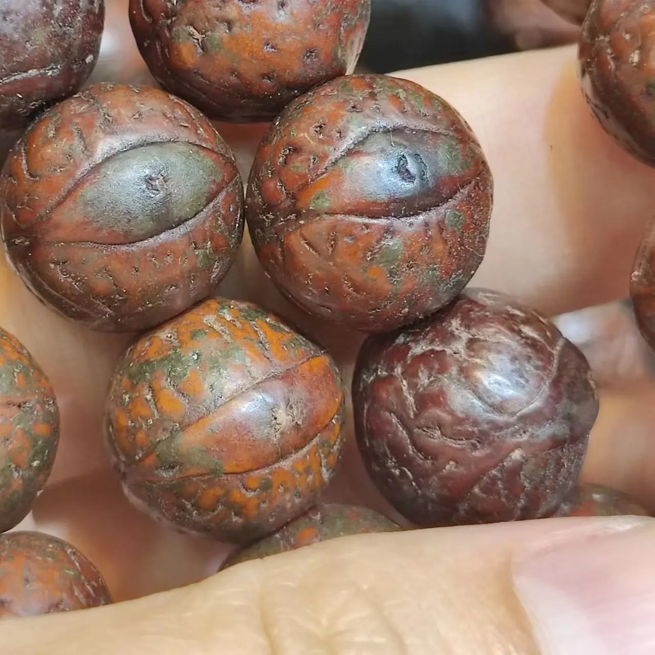 1pcs/lot natural 108 phoenix eye pattern Bodhi rosary Plant wood nut seeds Himalayas Highland area collection Weathering lines